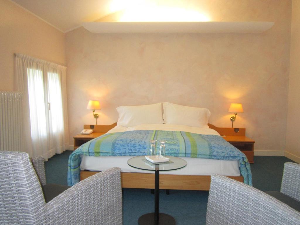 Hotel La Villa 그라베도나 객실 사진