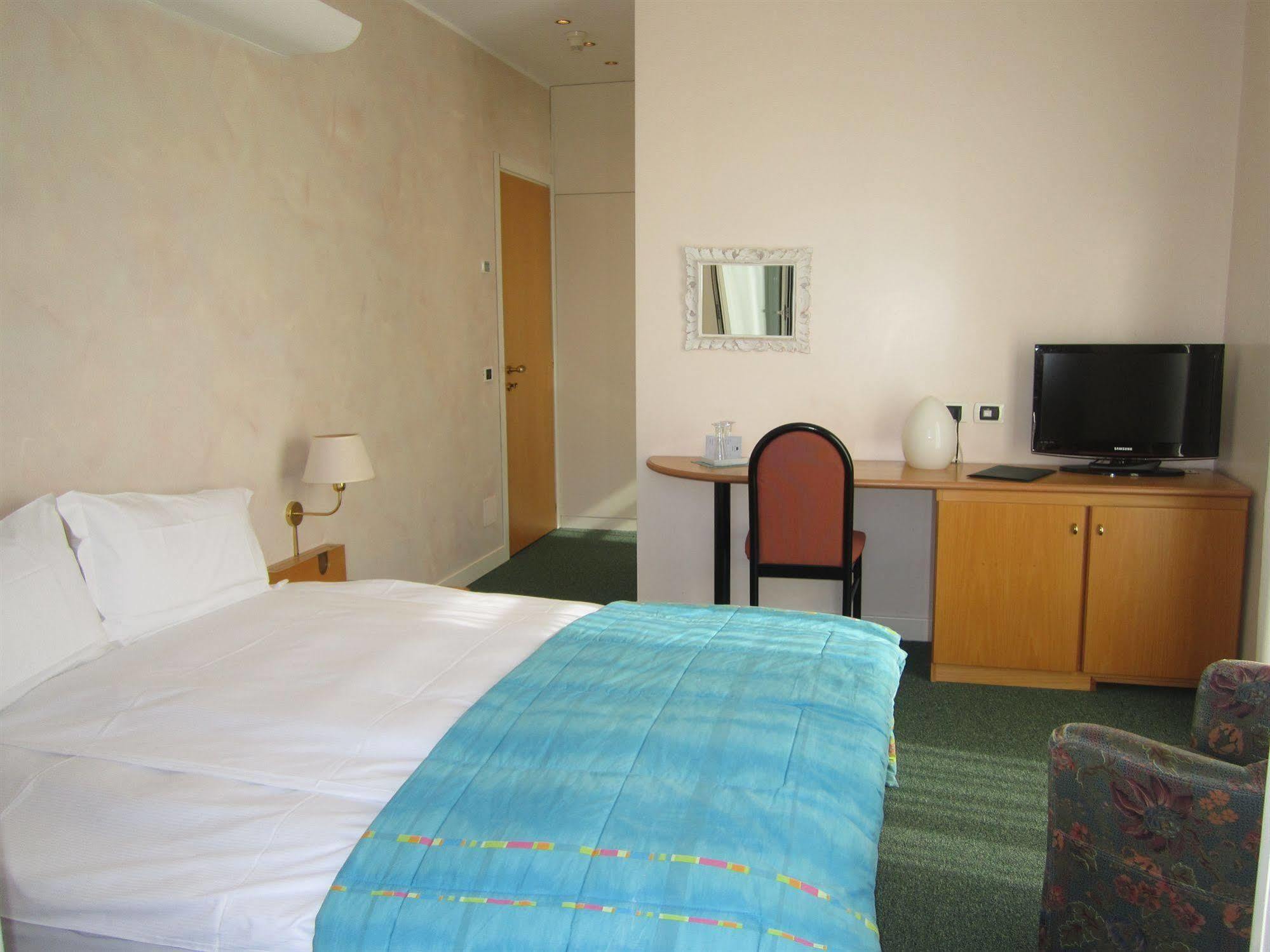 Hotel La Villa 그라베도나 외부 사진