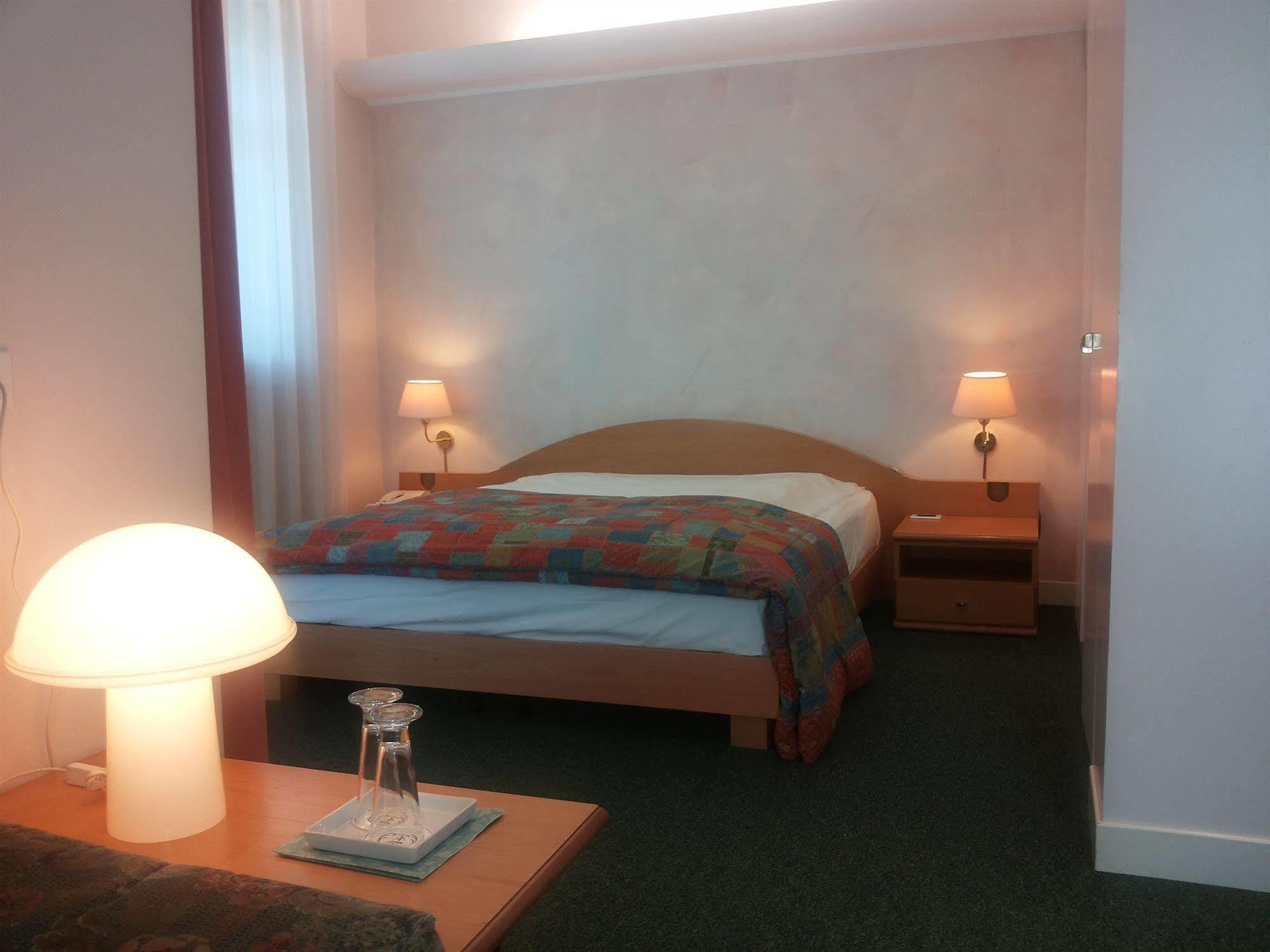 Hotel La Villa 그라베도나 외부 사진