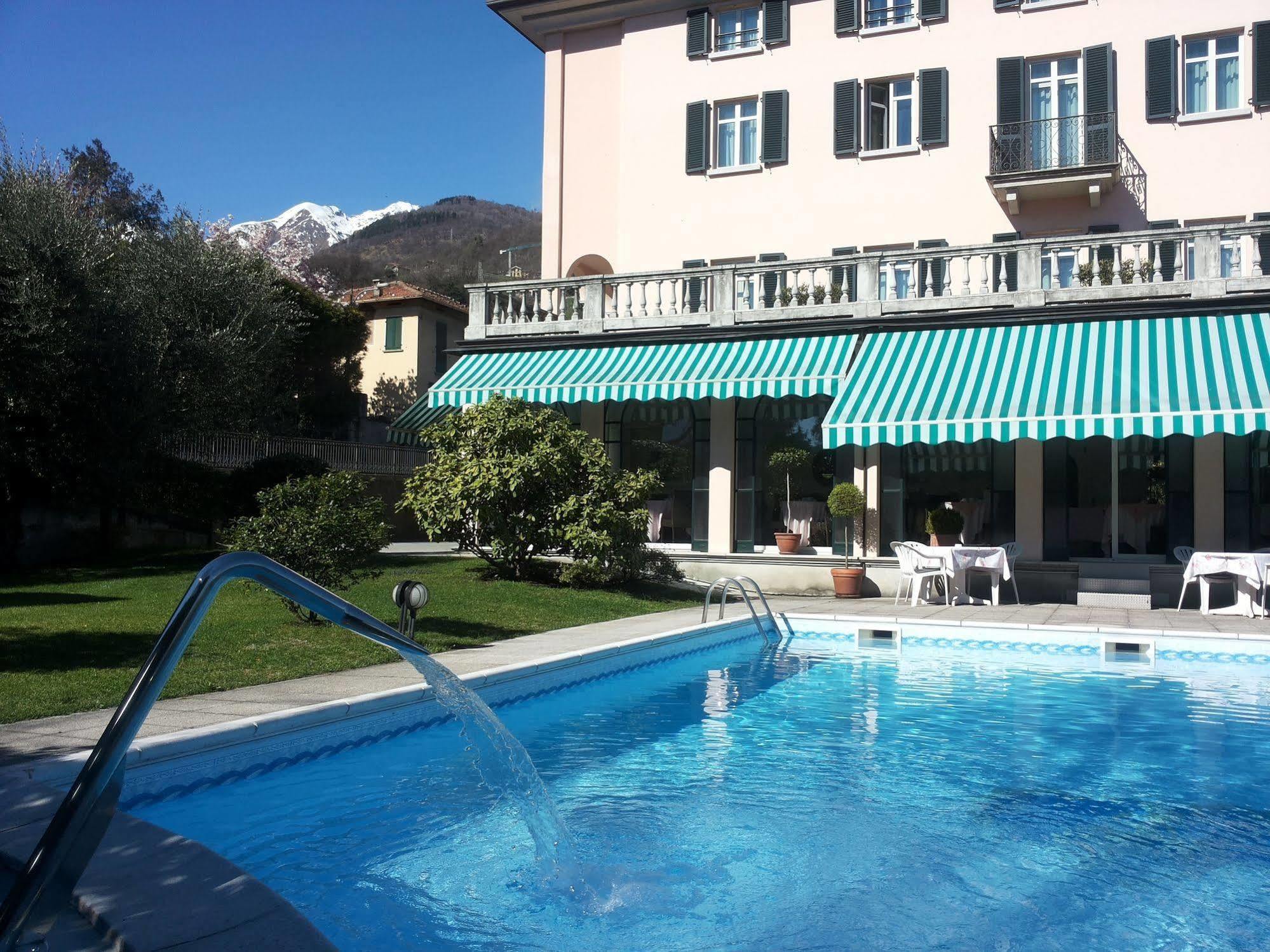 Hotel La Villa 그라베도나 외부 사진